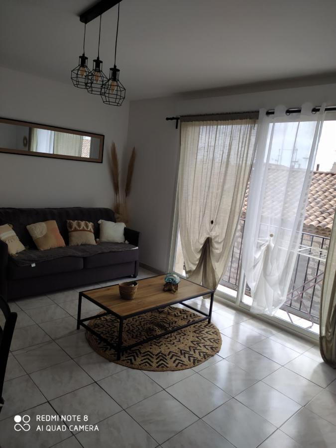Appartement Centre Ville A Deux Pas De La Plage Le Grau-du-Roi Esterno foto