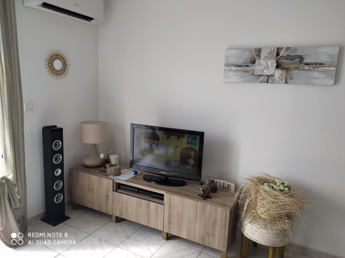Appartement Centre Ville A Deux Pas De La Plage Le Grau-du-Roi Esterno foto